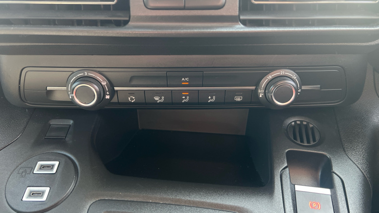 Citroen Berlingo 100kW Plus XL 52kWh 5dr Auto [7 Seat] Electric Estate